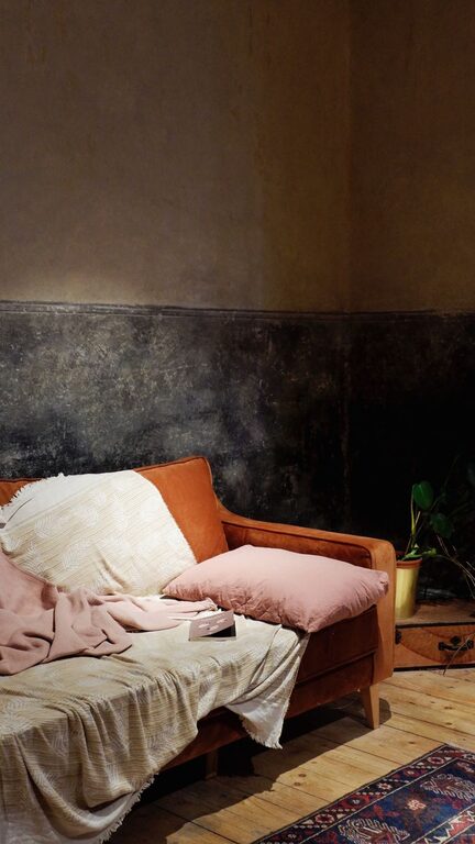 Tips for Creating a Cozy and Inviting Home Environment